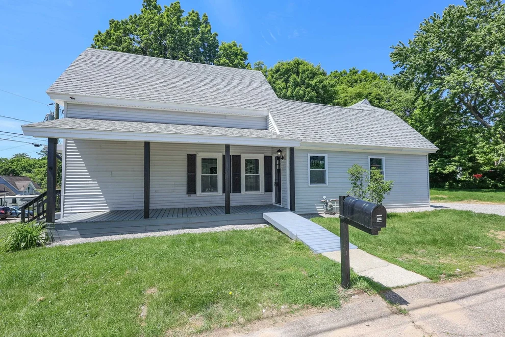 Unit for sale at 62 Park, Franklin, NH 03235