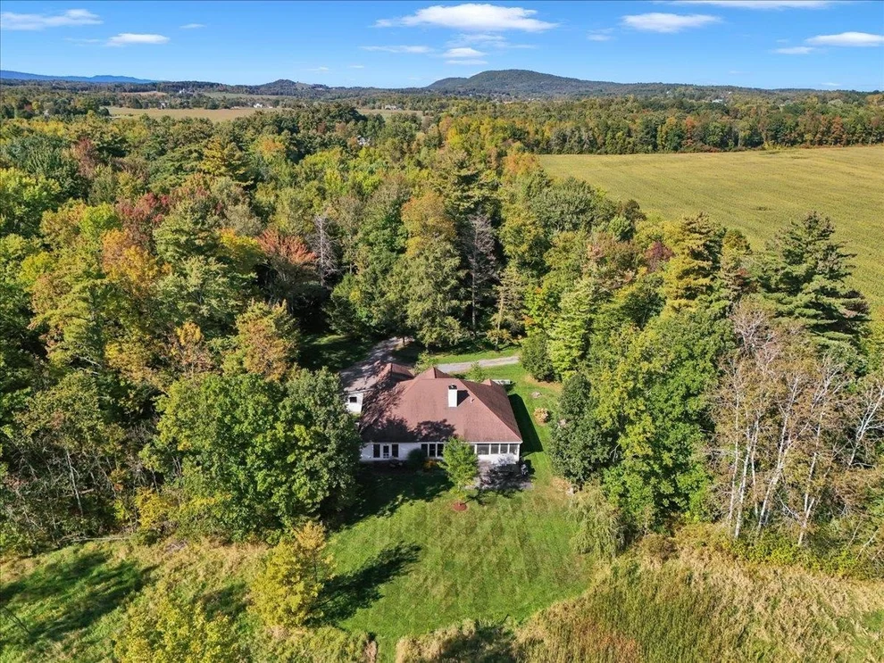 Unit for sale at 185 Dirt, Ferrisburgh, VT 05473