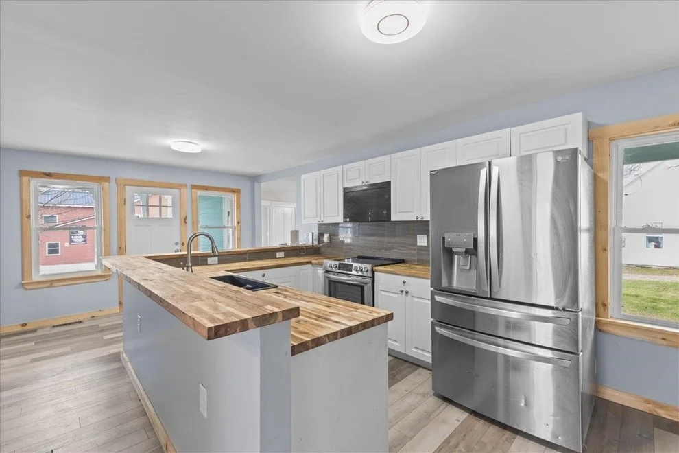 Unit for sale at 186 N. Main, Bakersfield, VT 05441