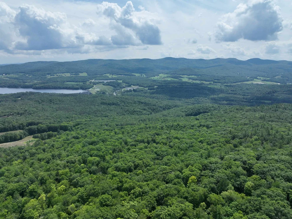 Unit for sale at - Denio, Barnet, VT 05821