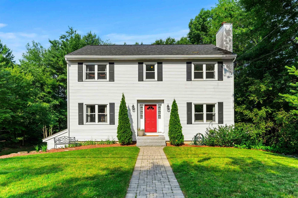 Unit for sale at 57 Middle Dunstable, Nashua, NH 03062