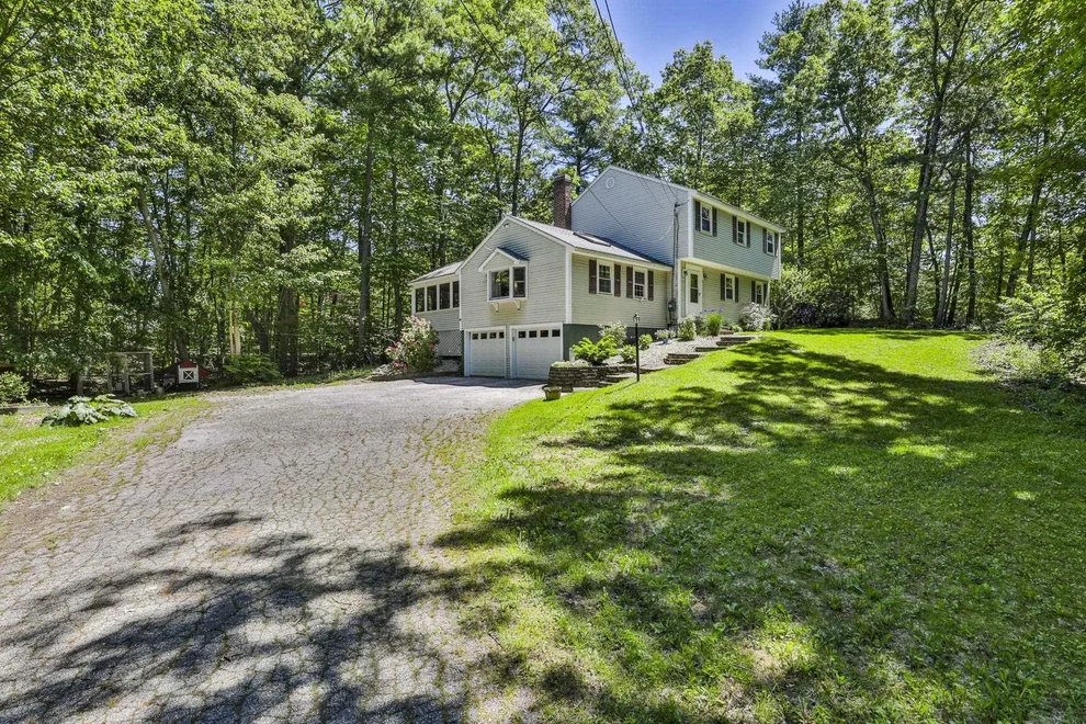 Unit for sale at 198 Wash Pond, Hampstead, NH 03841