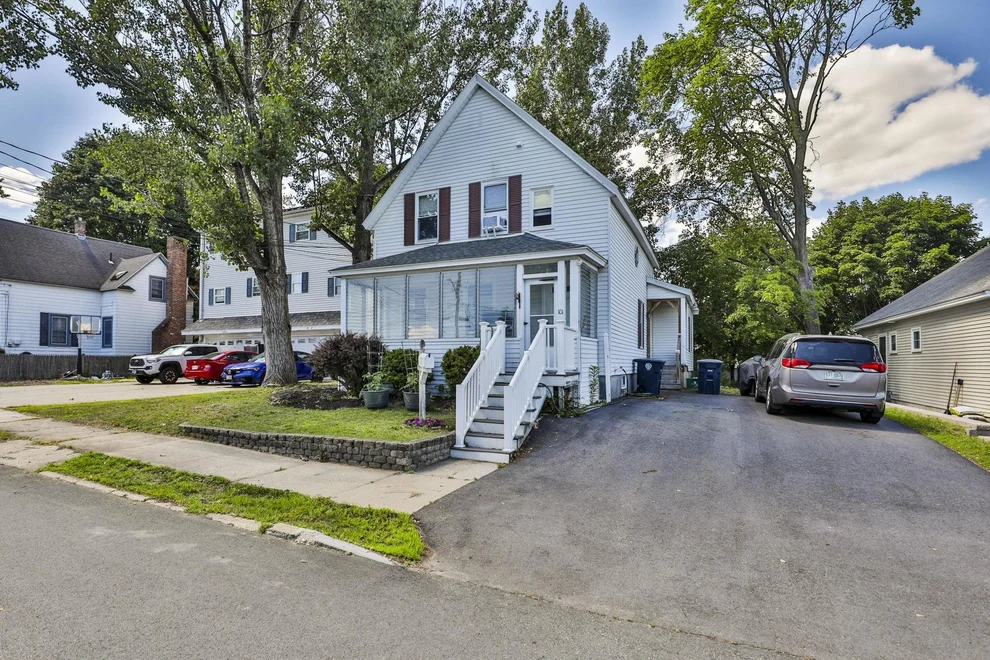 Unit for sale at 101 Blossom, Nashua, NH 03060