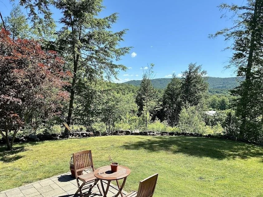 Unit for sale at 46 Davenport, Hartford, VT 05059