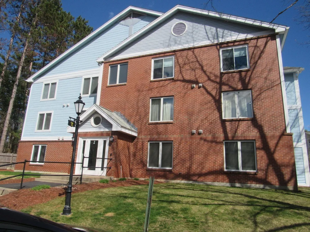 Unit for sale at 2 Timberwood, Goffstown, NH 03045