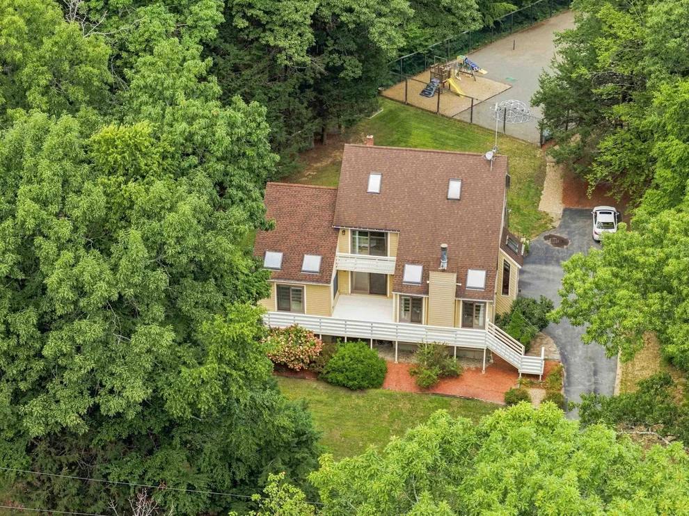 Unit for sale at 200 Wheel Wright, Hampstead, NH 03841