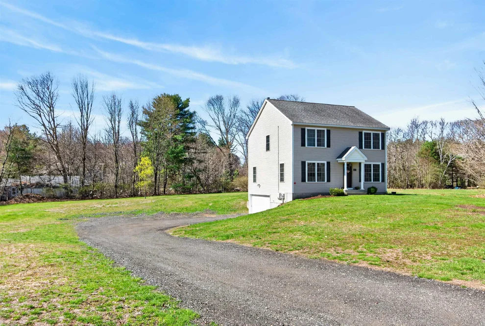 Unit for sale at 6 Pond, Newton, NH 03858