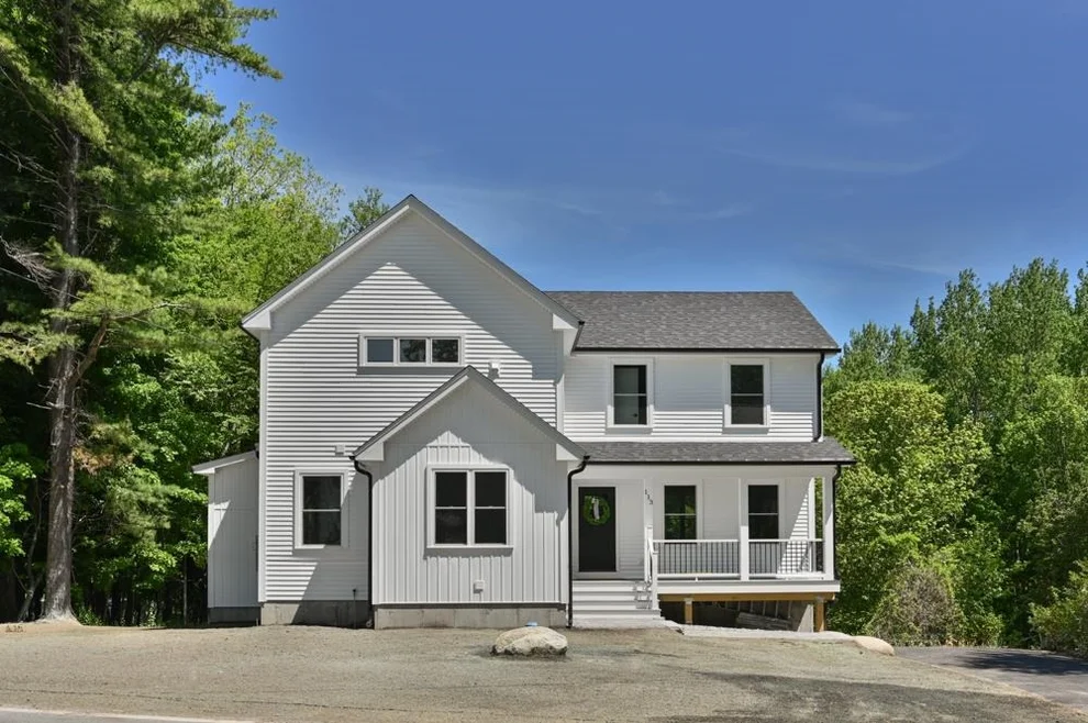 Unit for sale at 113 South, Kensington, NH 03833