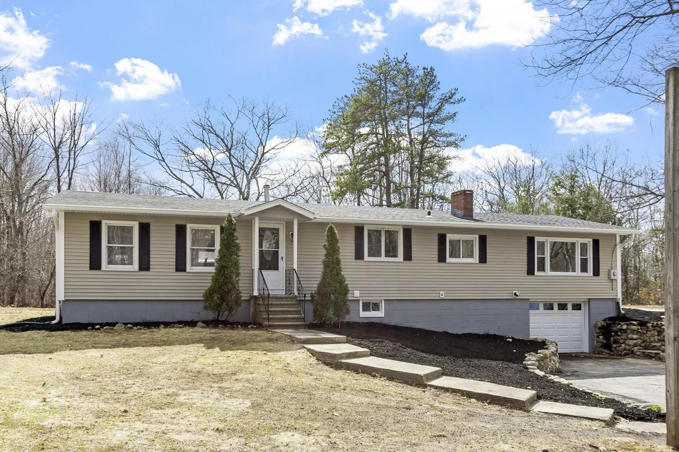 Unit for sale at 519 Brown, Candia, NH 03034