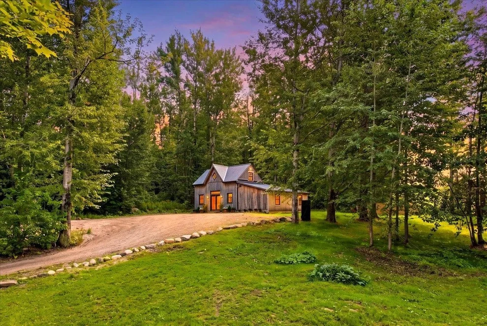 Unit for sale at 2734 Gore, Holland, VT 05829