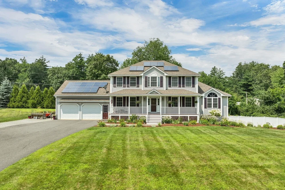 Unit for sale at 1 Jake, Londonderry, NH 03053