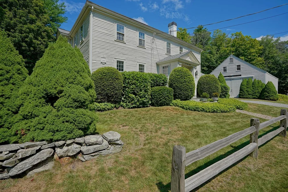 Unit for sale at 100 Mill, North Hampton, NH 03862