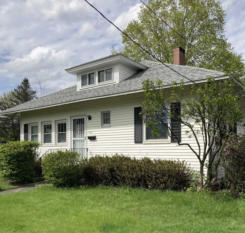 Unit for sale at 371 Washington, Dover, NH 03820