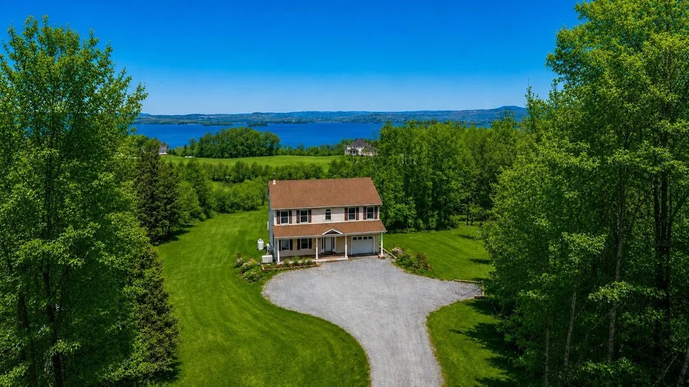 Unit for sale at 339 Gage, Newport Town, VT 05857