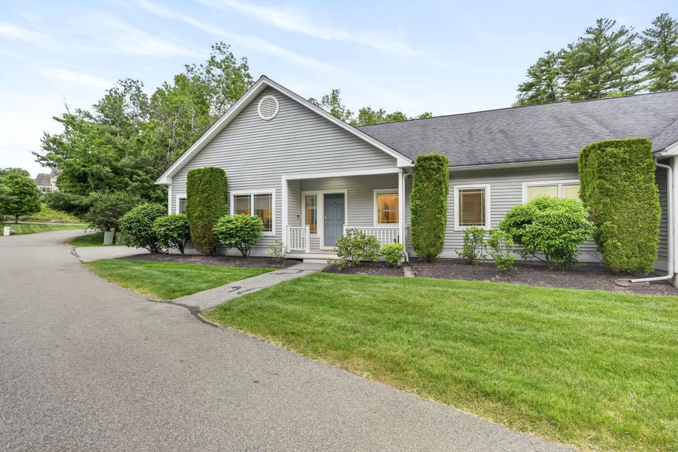 Unit for sale at 14 Mountain Village, Windham, NH 03087