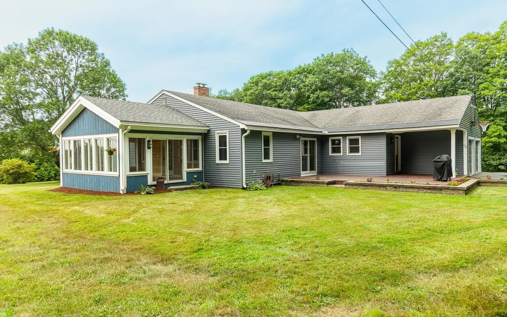 Unit for sale at 530 Old Walpole, Surry, NH 03431