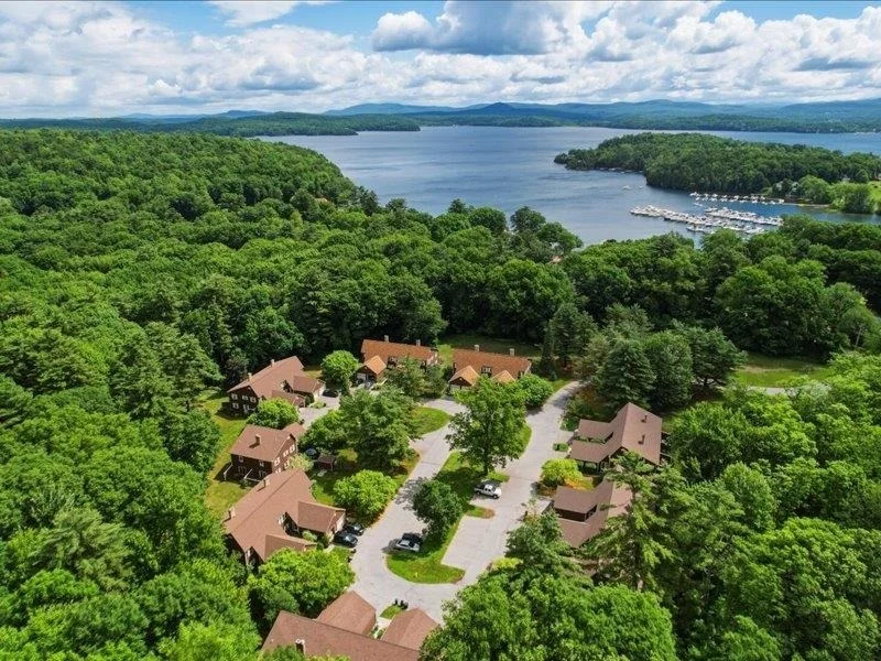 Unit for sale at 104 Woodbine, Colchester, VT 05446