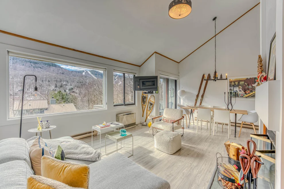 Unit for sale at 14 Highwood, Lincoln, NH 03251