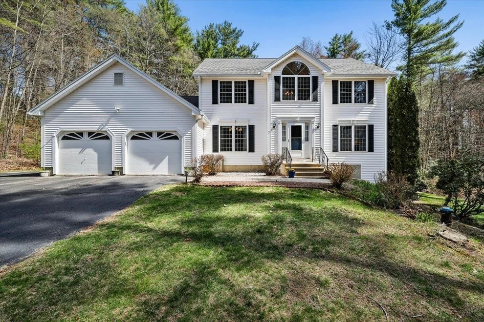 Unit for sale at 12 Butterfield, Bedford, NH 03110