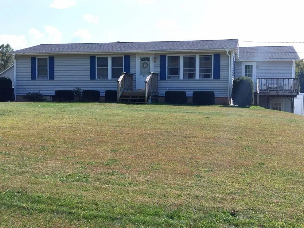 Unit for sale at 900 Pearl, Brandon, VT 05733