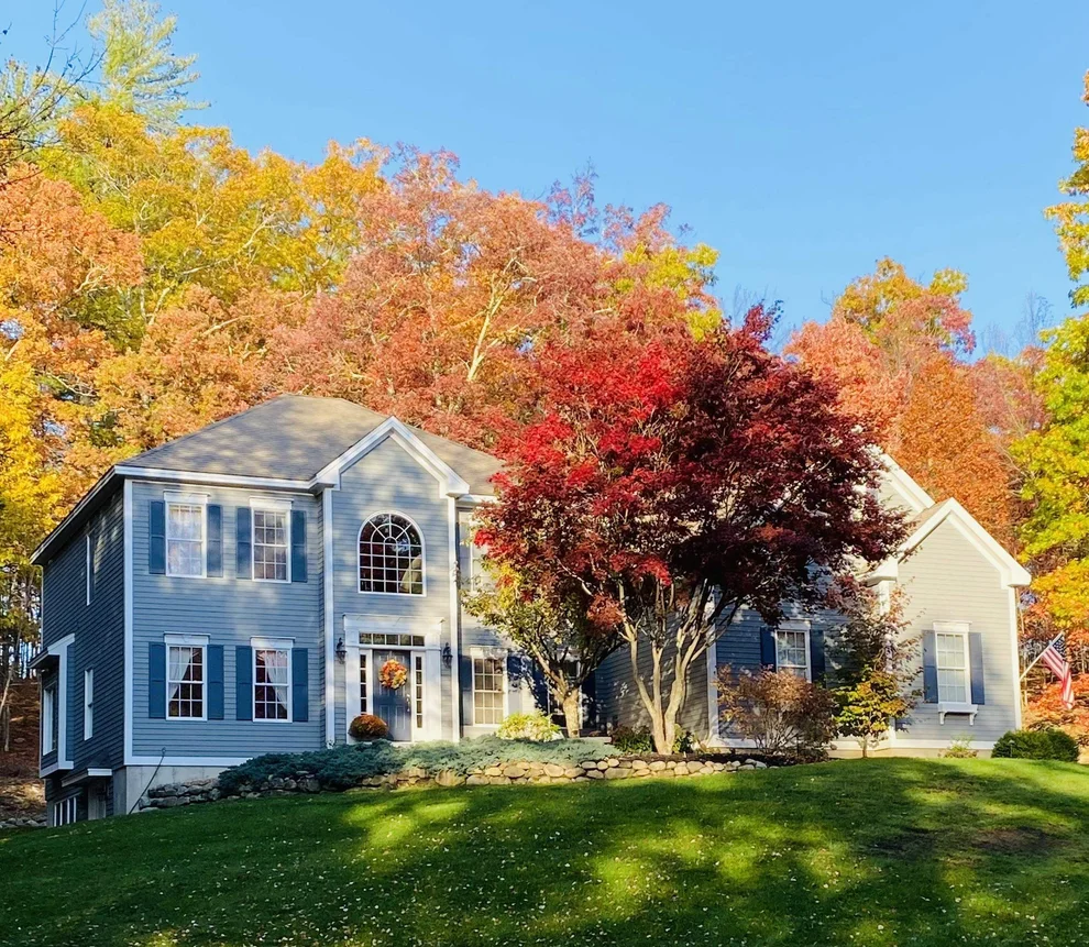 Unit for sale at 39 Colonel Daniels, Bedford, NH 03110