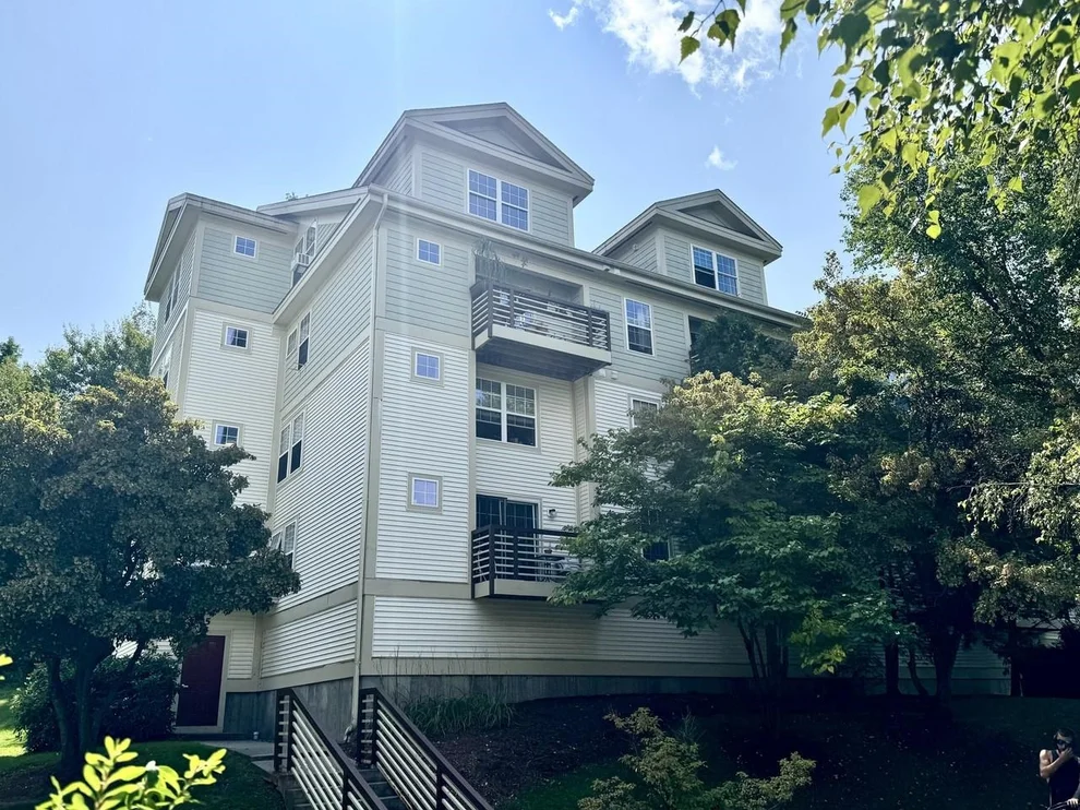 Unit for sale at 187 Hildred, Burlington, VT 05401