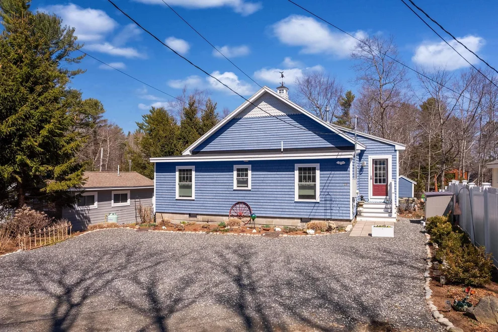 Unit for sale at 25 Skylark, York, ME 03909