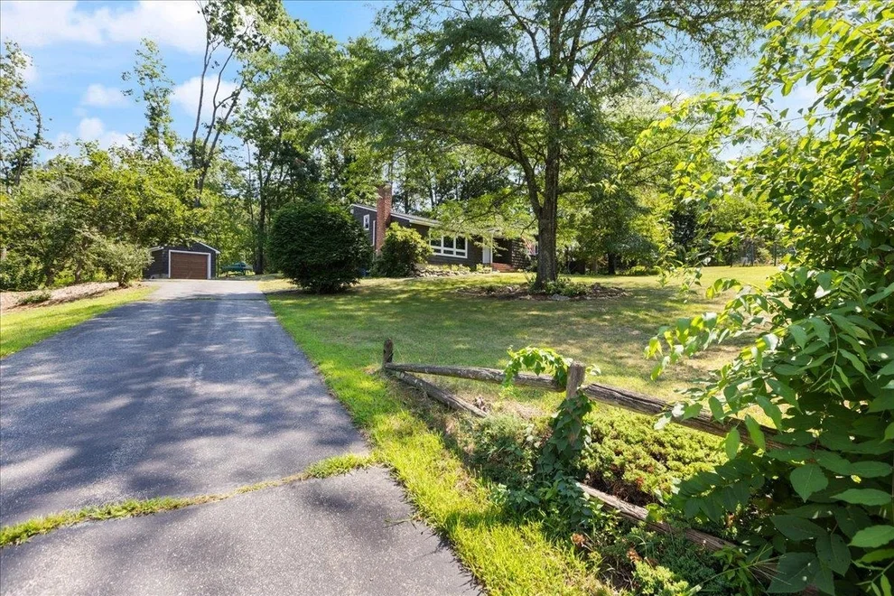 Unit for sale at 5 Hilltop, Plaistow, NH 03865