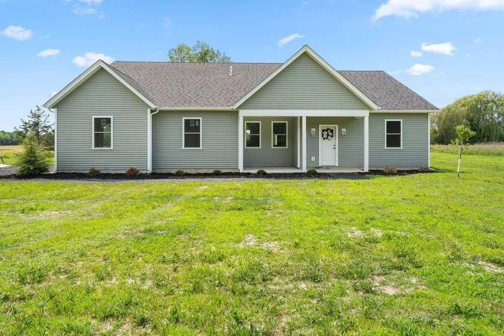 Unit for sale at 52 East Olive, Grand Isle, VT 05458