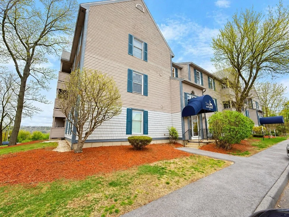 Unit for sale at 122 Eastern, Manchester, NH 03104