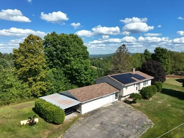 Unit for sale at 252 Mountain View, Newport City, VT 05855