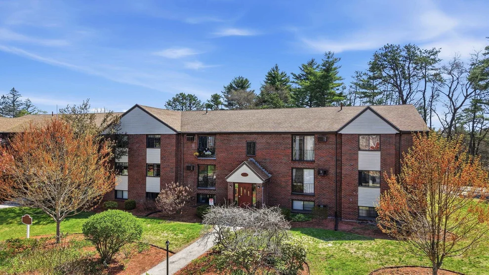 Unit for sale at 36 English Village, Manchester, NH 03102