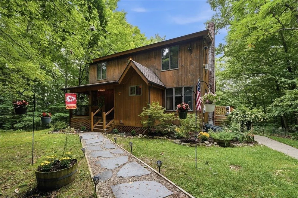Unit for sale at 17 Forest Ridge, Middlebury, VT 05753