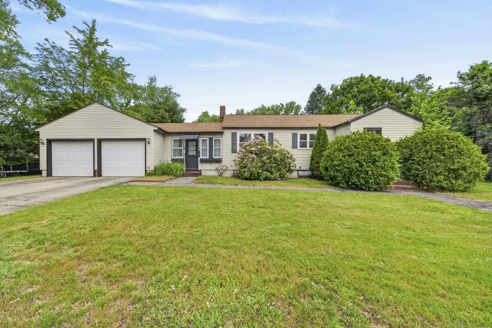 Unit for sale at 39 Pembroke, Concord, NH 03301
