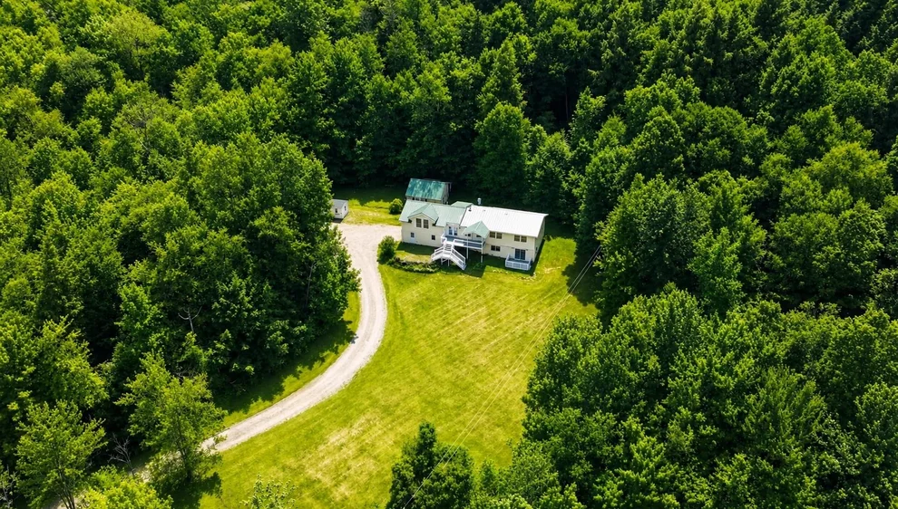 Unit for sale at 260 Weaver, Huntington, VT 05462