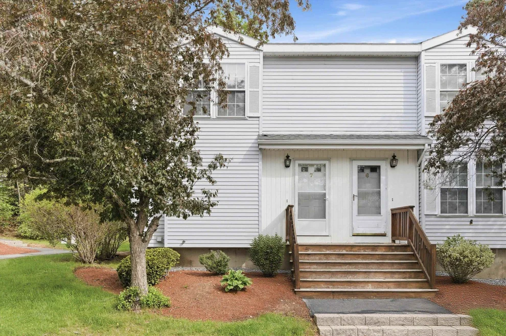 Unit for sale at 107 Franklin Street, Derry, NH 03038