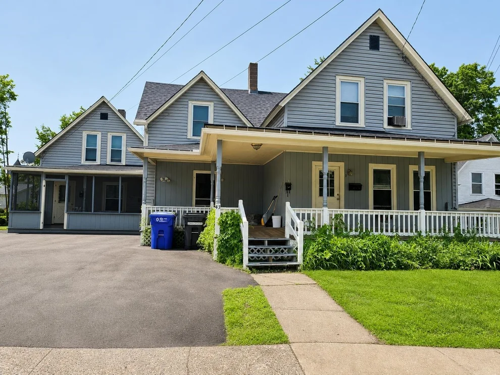 Unit for sale at 43 Indian Point, Newport City, VT 05855