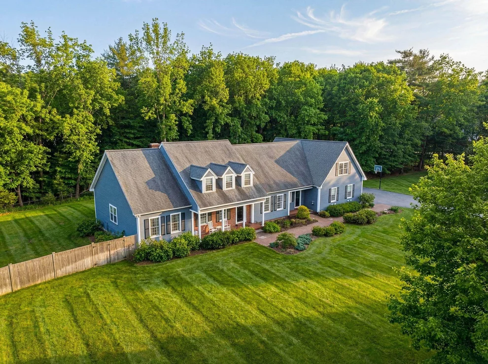 Unit for sale at 15 Wright Acres, Bedford, NH 03110