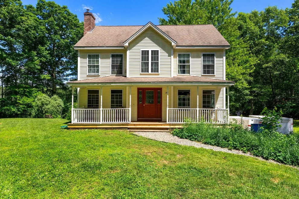 Unit for sale at 295 Stepping Stone, Lee, NH 03861