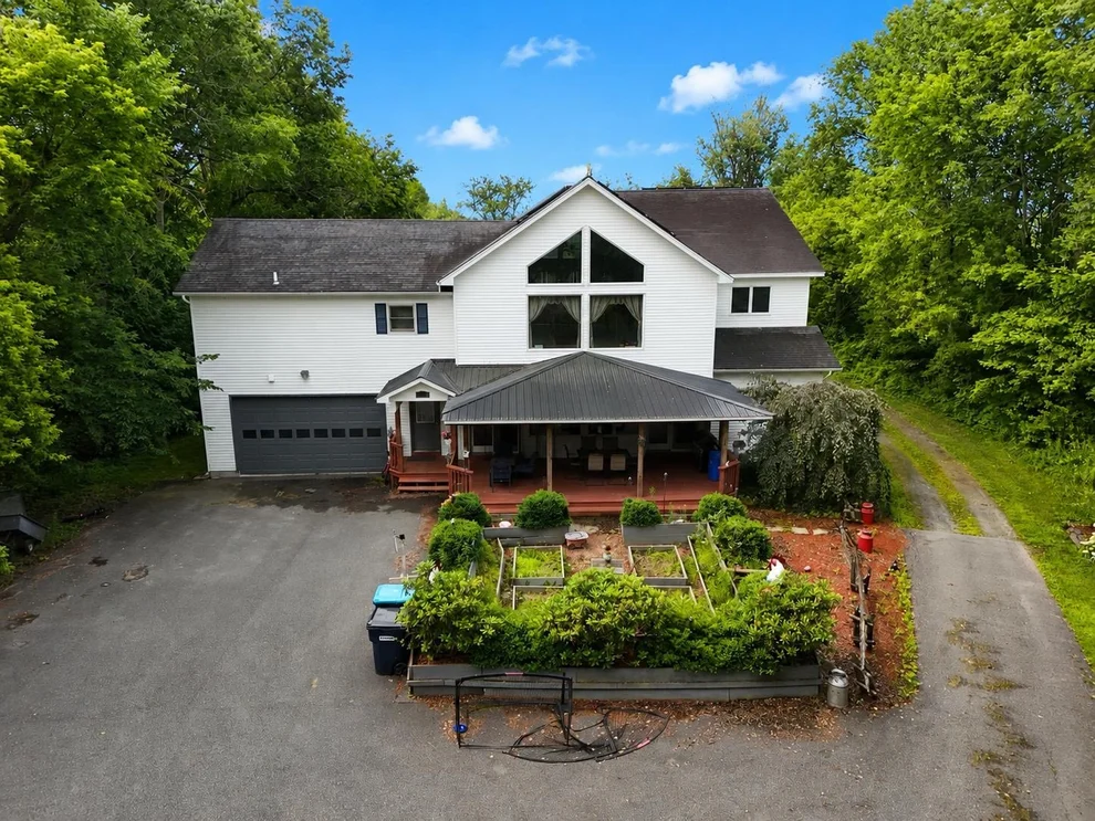Unit for sale at 2600 North Derby, Derby, VT 05829