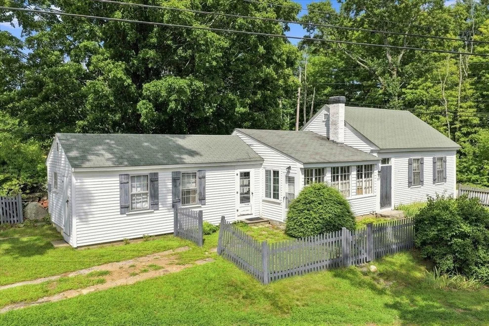 Unit for sale at 353 Bunker Hill, Auburn, NH 03032