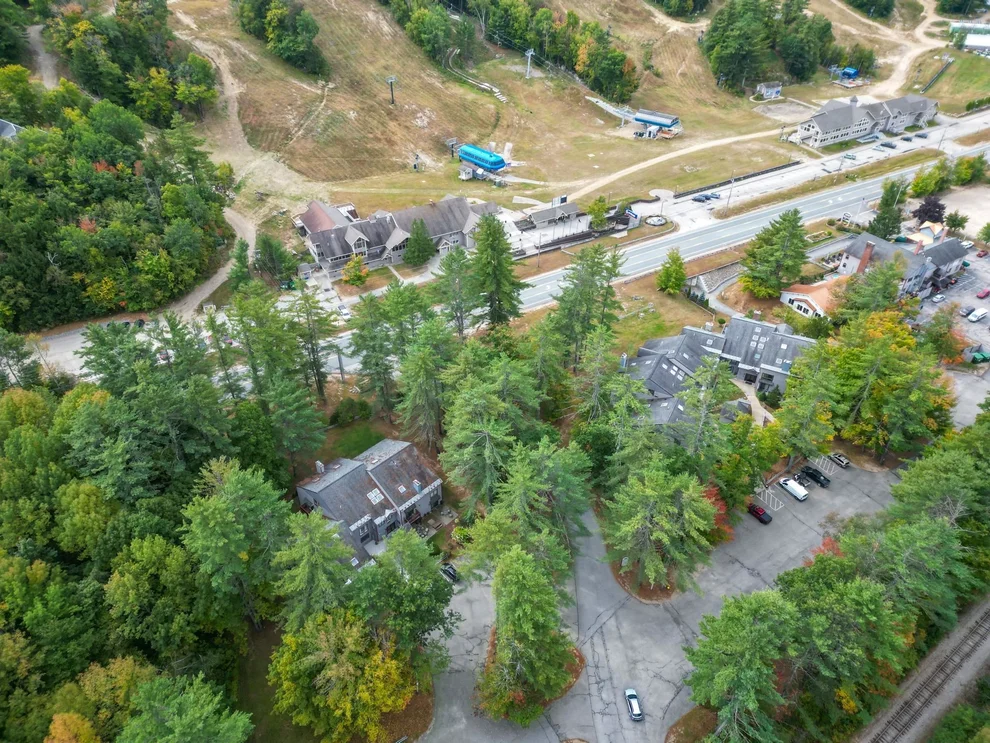 Unit for sale at 9I River Run, Bartlett, NH 03812