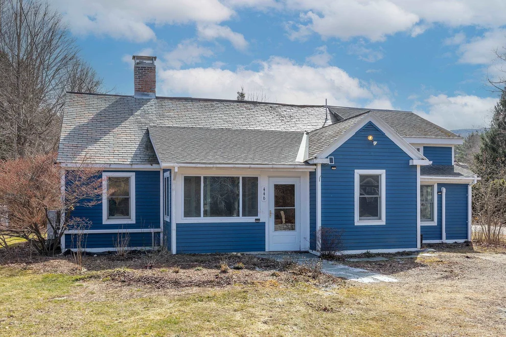 Unit for sale at 446 Highland, Manchester, VT 05255