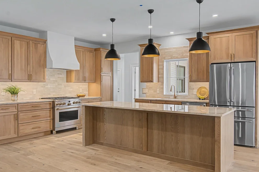 Unit for sale at 897 Falls, Shelburne, VT 05482