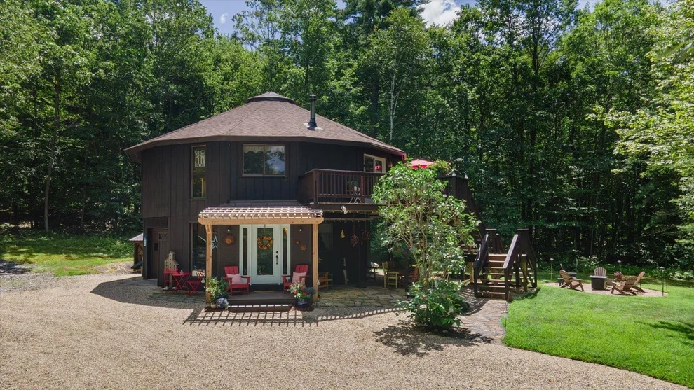 Unit for sale at 332 Eaton, Swanzey, NH 03446