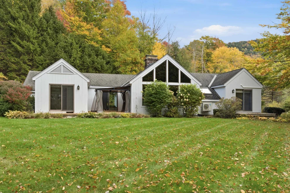 Unit for sale at 197 Bromley Brook, Manchester, VT 05255