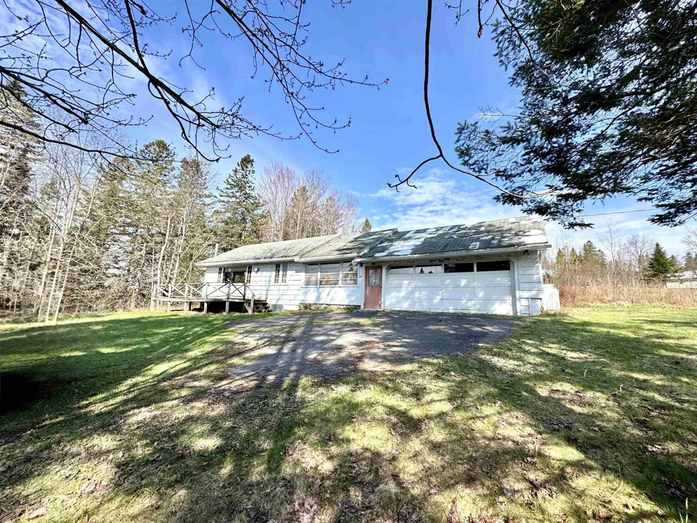 Unit for sale at 1999 North Main, Pittsburg, NH 03592