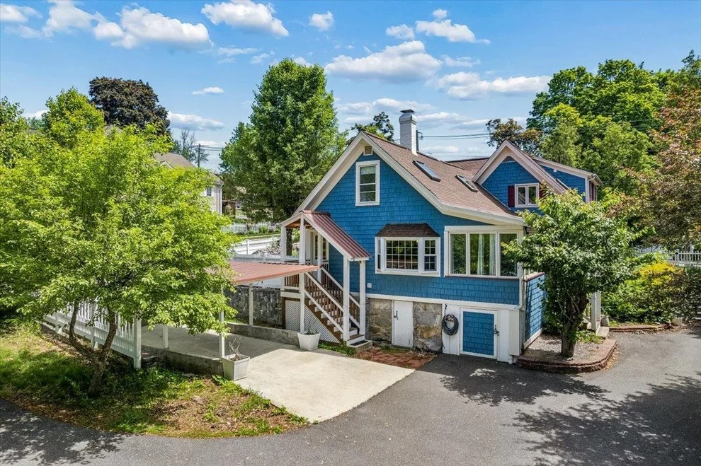 Unit for sale at 564 River, Manchester, NH 03104