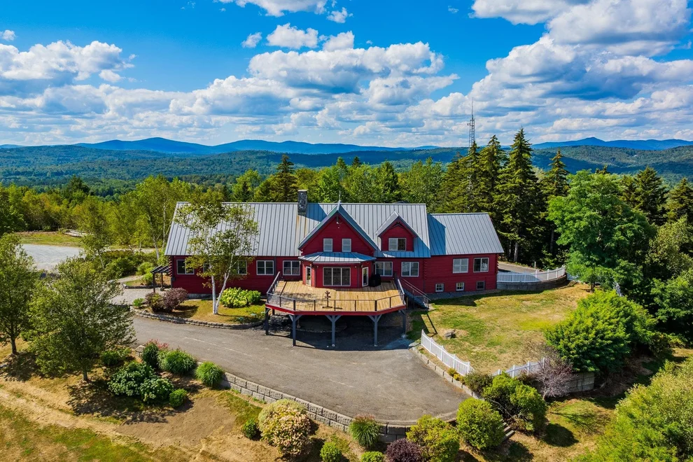 Unit for sale at 1950 Collins, Halifax, VT 05358