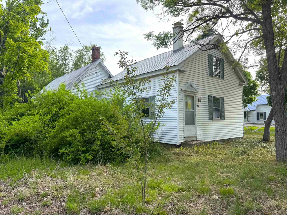 Unit for sale at 1731 East Main, Conway, NH 03813